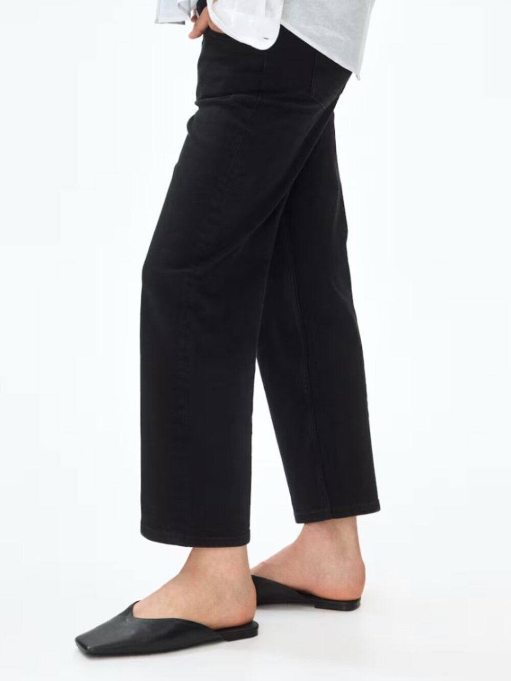 H&M MAMA Straight Ankle Jeans